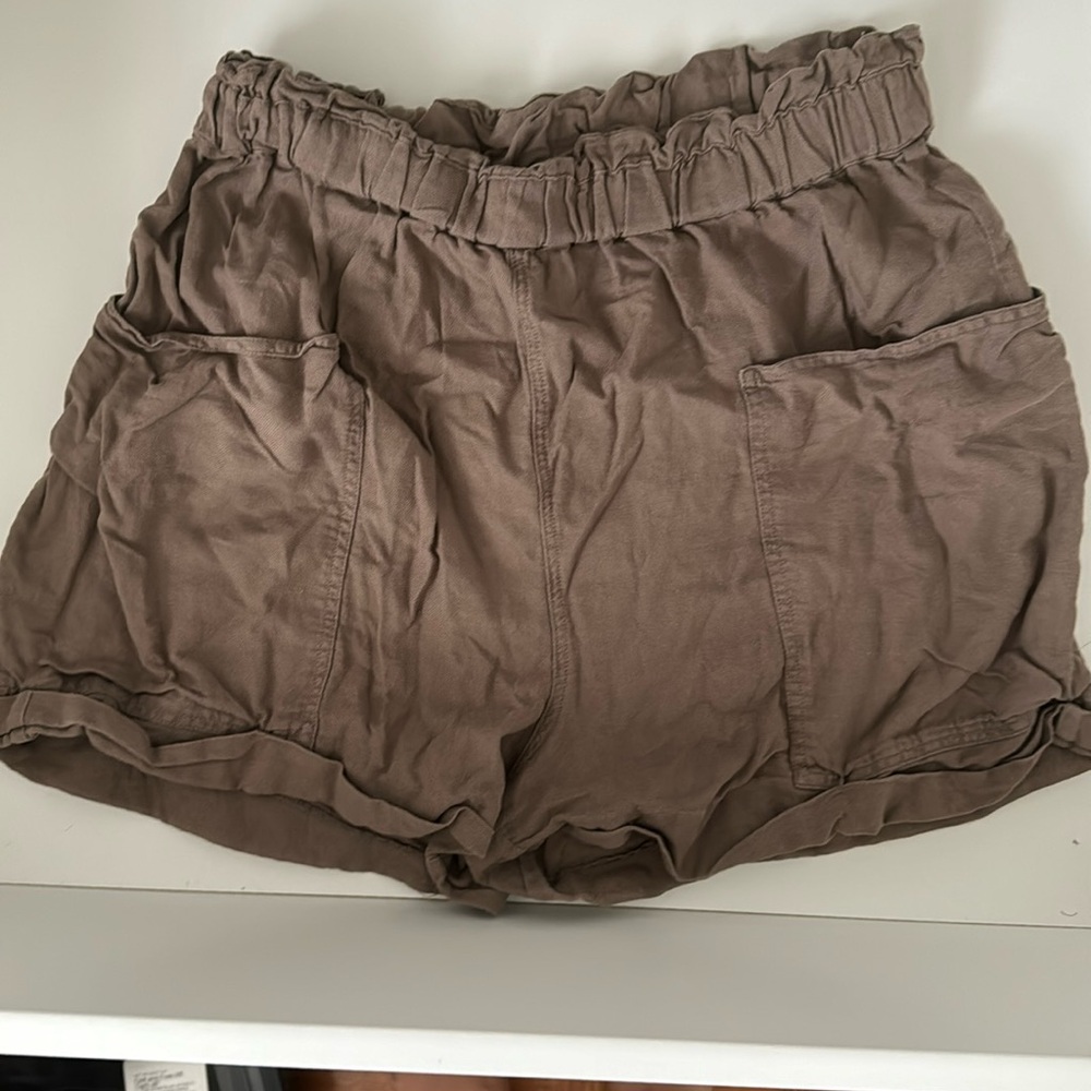 aritzia shorts